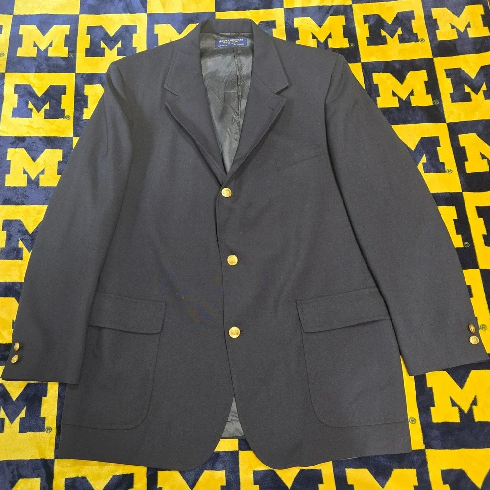 Brooks Brothers Mens Navy Blue Gold Button Blazer Sport Coat Made in USA 44R